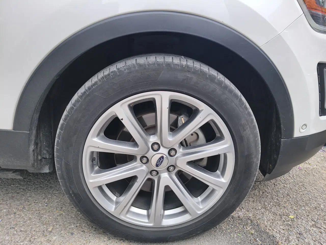 Ford Explorer 2017 2.3T Elite Edition — миниатюра 8