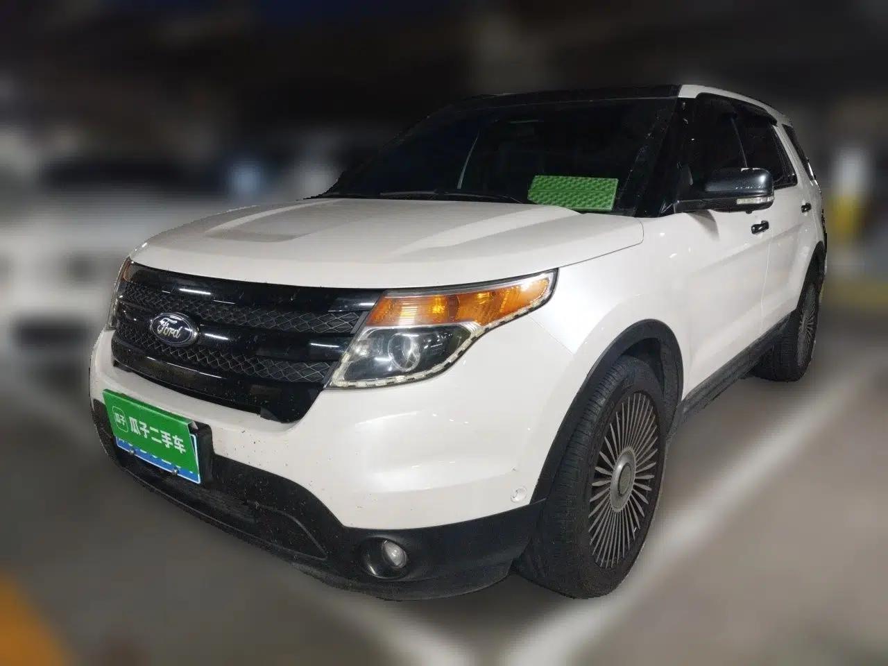 Ford Explorer 2013 3.5L Deluxe Model — миниатюра 1