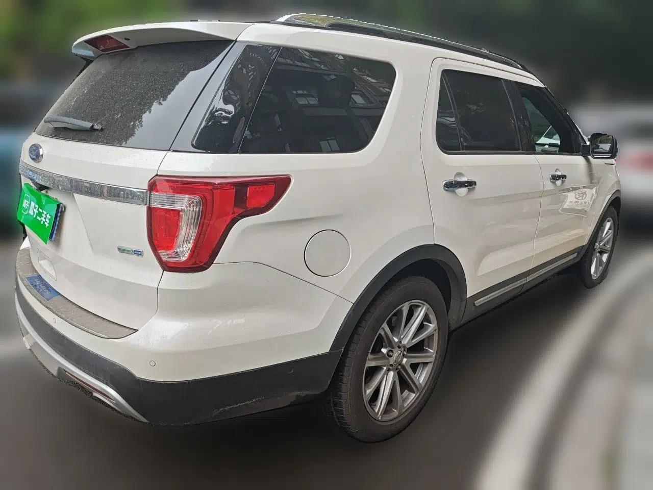 Ford Explorer 2016 2.3T Elite Edition — миниатюра 6