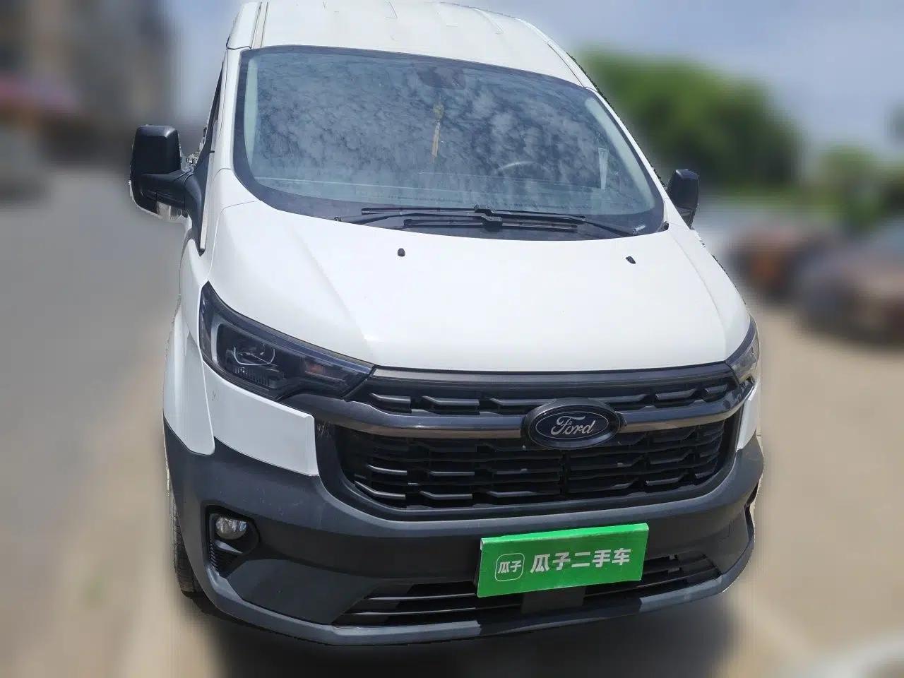 Ford Transit 2023 2.0T Diesel Manual Multifunction Commercial Vehicle Short Wheelbase Mid-Roof Design 5/6 Seats — миниатюра 2