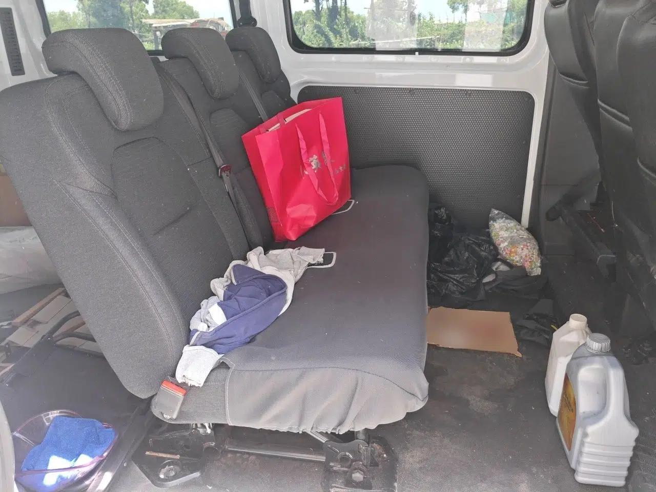 Ford Transit 2023 2.0T Diesel Manual Multifunction Commercial Vehicle Short Wheelbase Mid-Roof Design 5/6 Seats — миниатюра 18