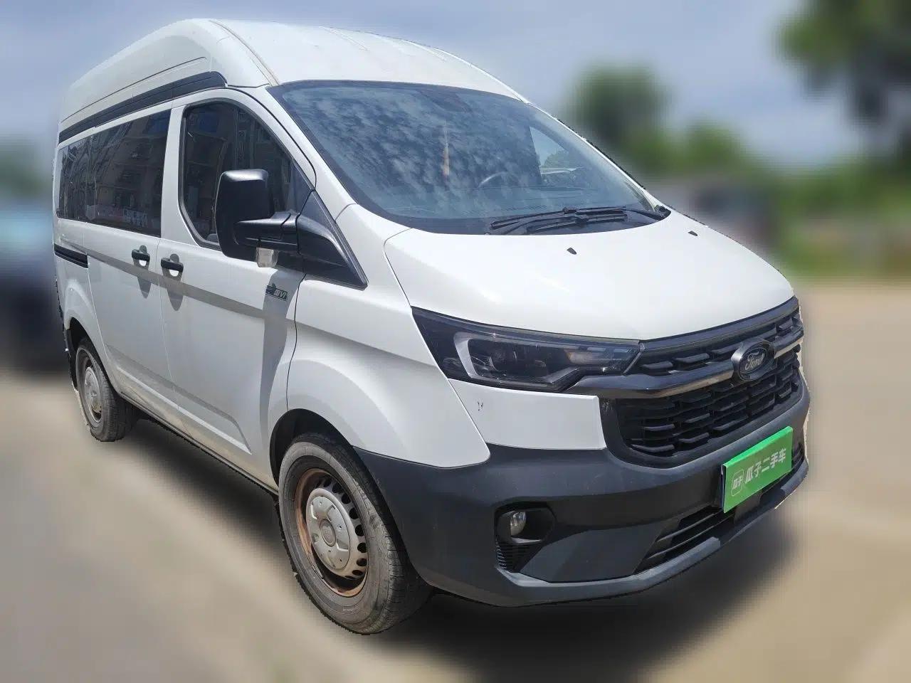 Ford Transit 2023 2.0T Diesel Manual Multifunction Commercial Vehicle Short Wheelbase Mid-Roof Design 5/6 Seats — миниатюра 3