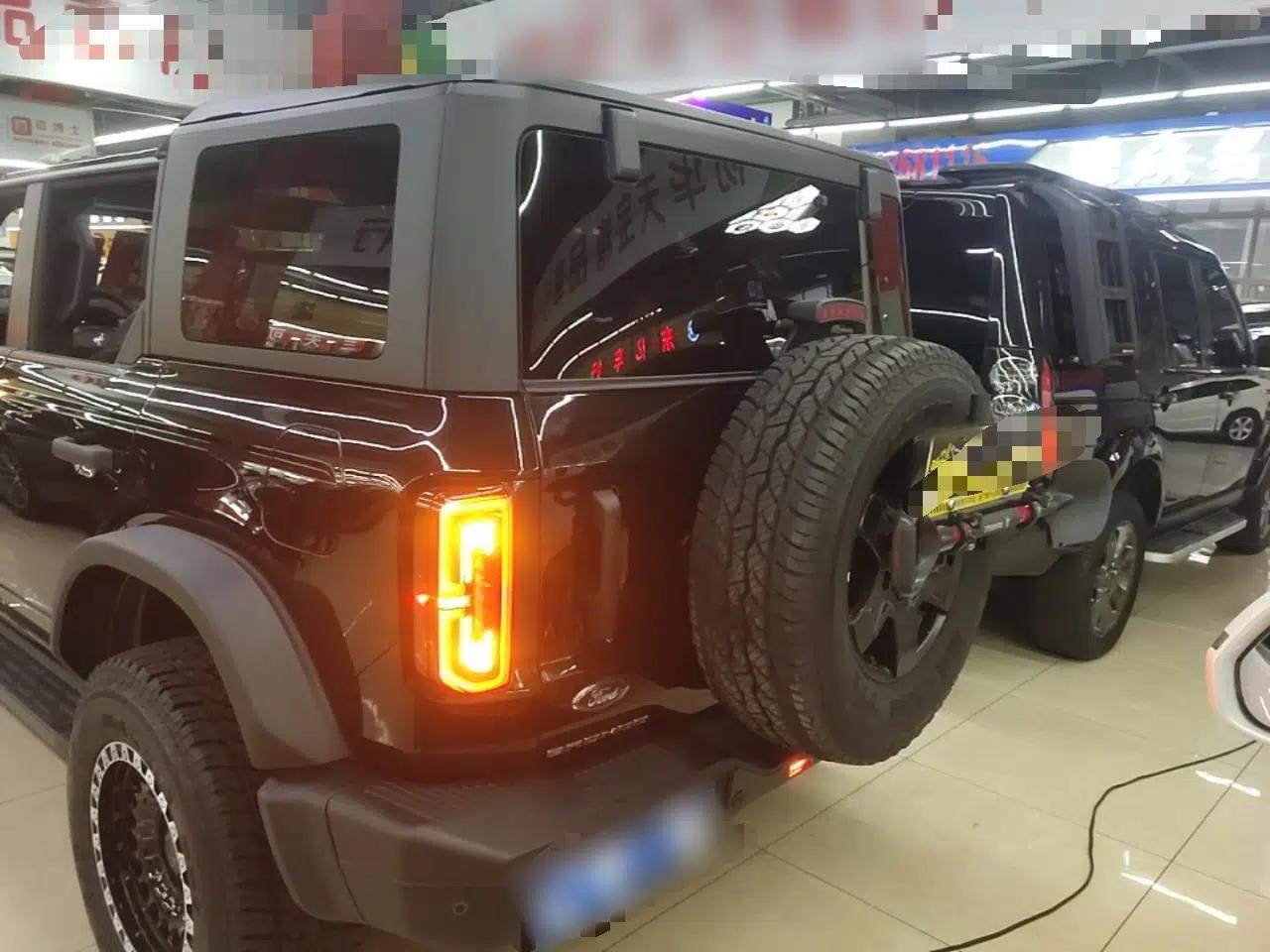 Ford Bronco 2024 2.3T Diamond Edition — миниатюра 5