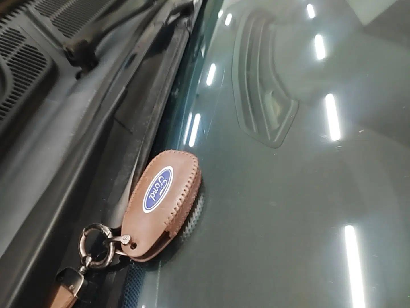 Ford EcoSport 2013 1.5L Automatic Prestige Model — миниатюра 12