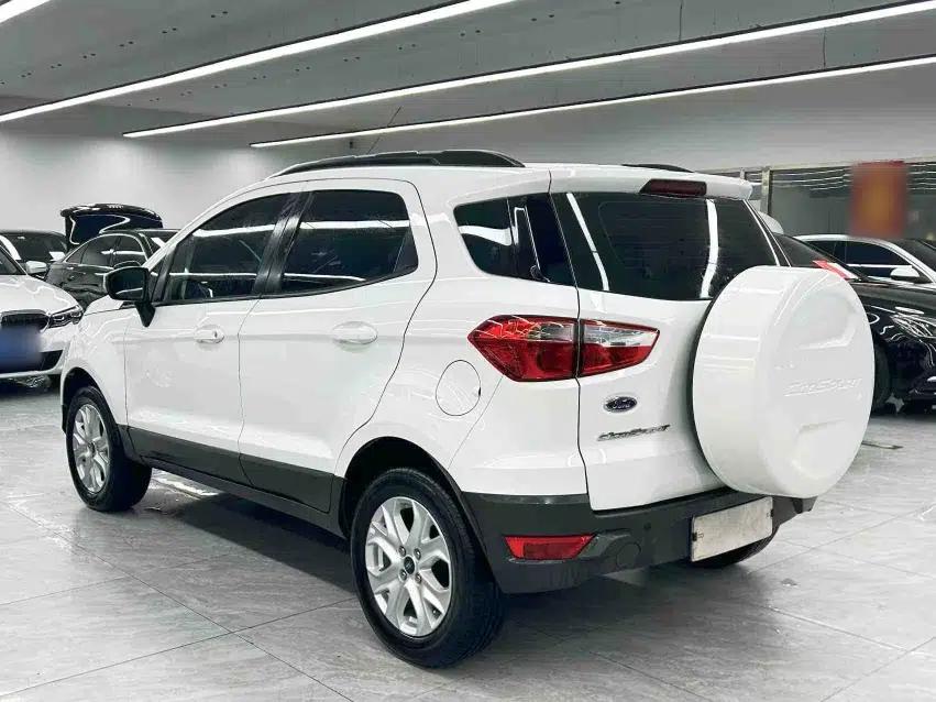 Ford EcoSport 2013 1.5L Automatic Fashion Model — миниатюра 6