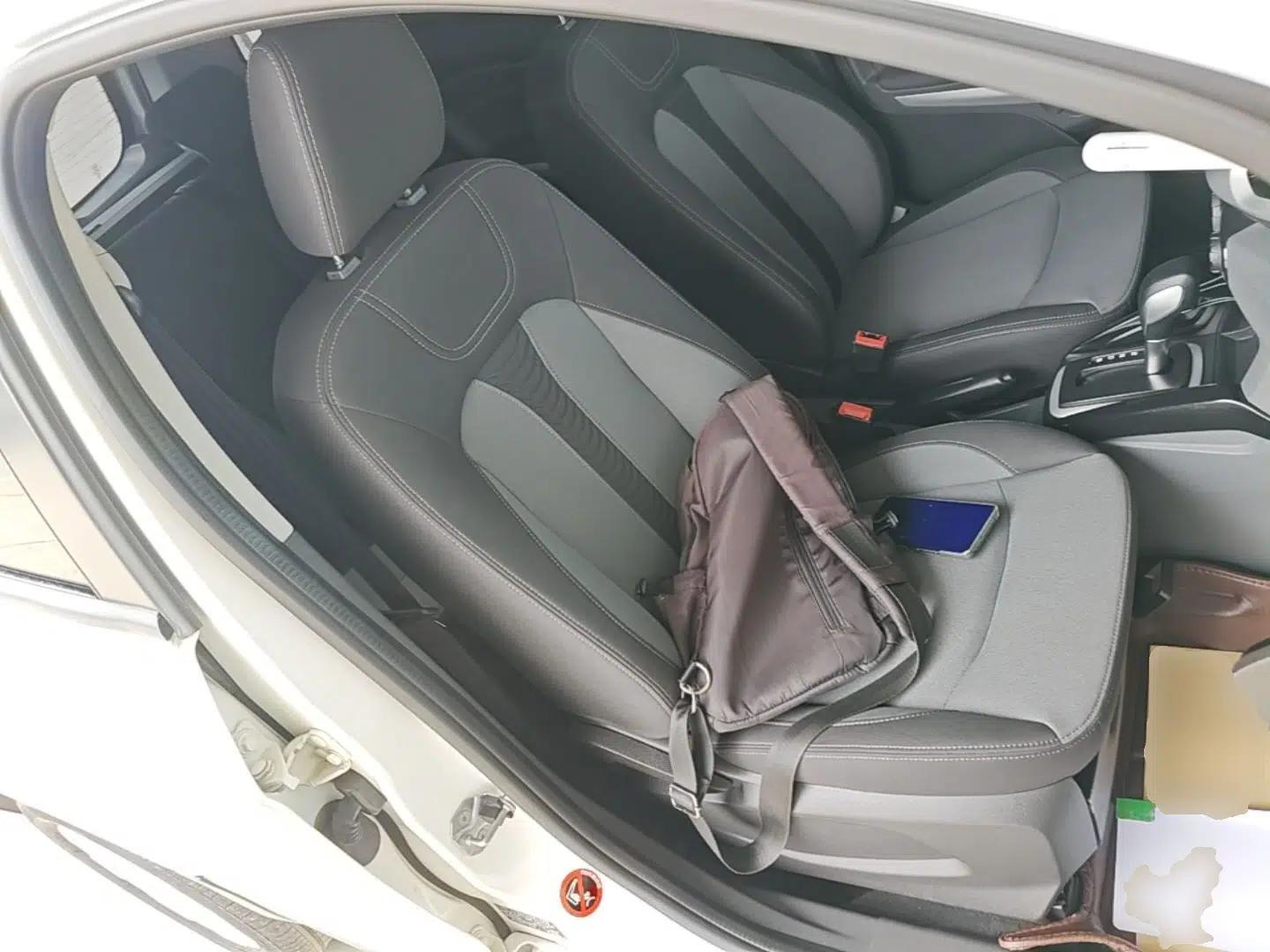 Ford EcoSport 2013 1.5L Automatic Fashion Model — миниатюра 9