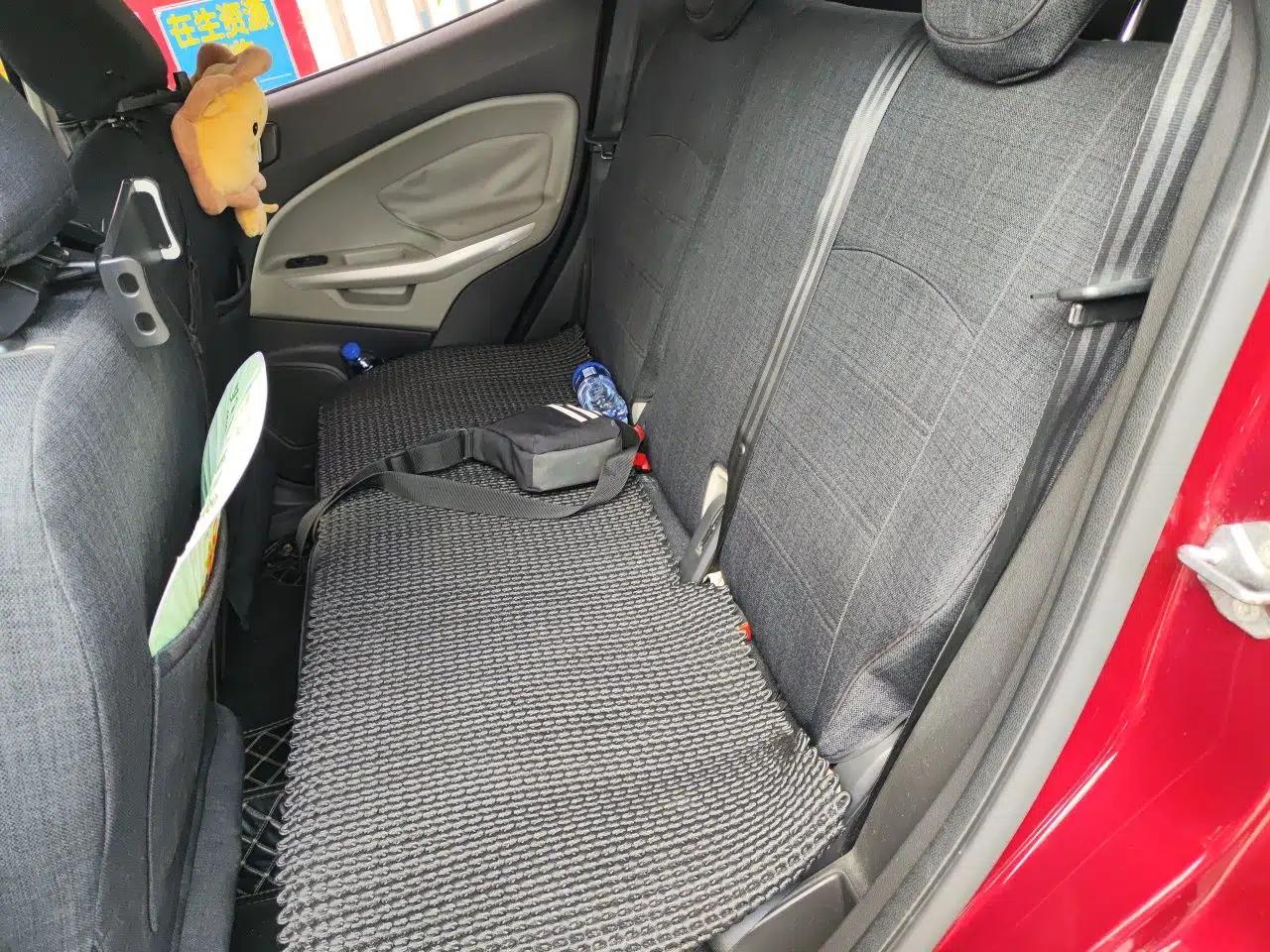Ford EcoSport 2013 1.5L Automatic Fashion Model — миниатюра 18