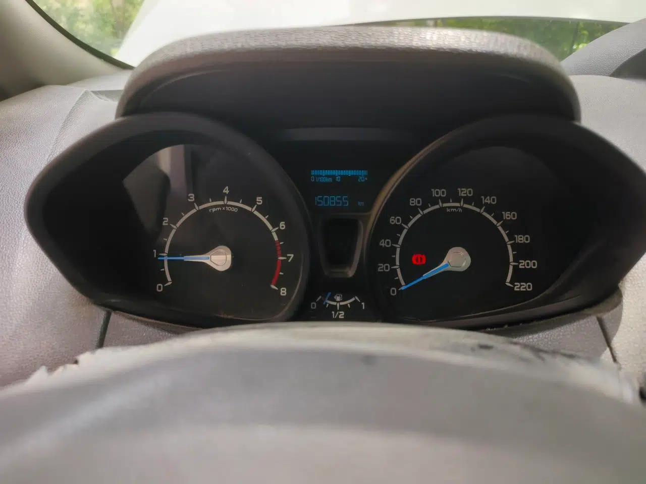 Ford EcoSport 2013 1.5L Manual Comfort Model — миниатюра 12
