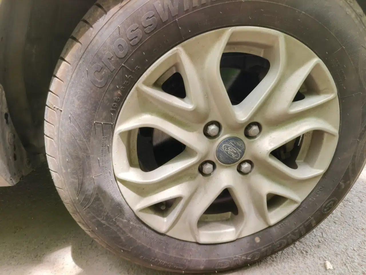 Ford EcoSport 2013 1.5L Manual Comfort Model — миниатюра 8