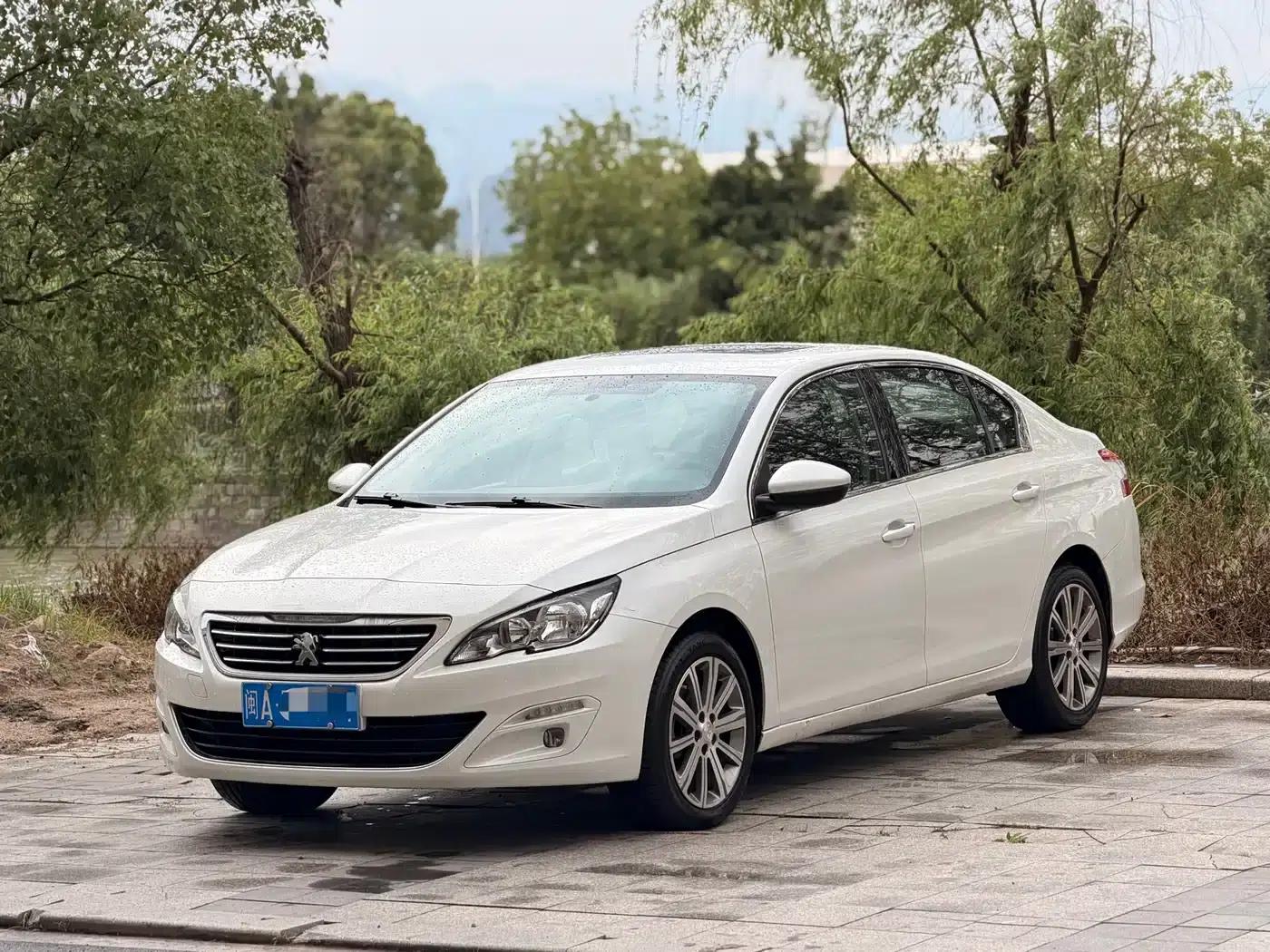 Peugeot 408 2014 1.8L Automatic Luxury Edition — миниатюра 1