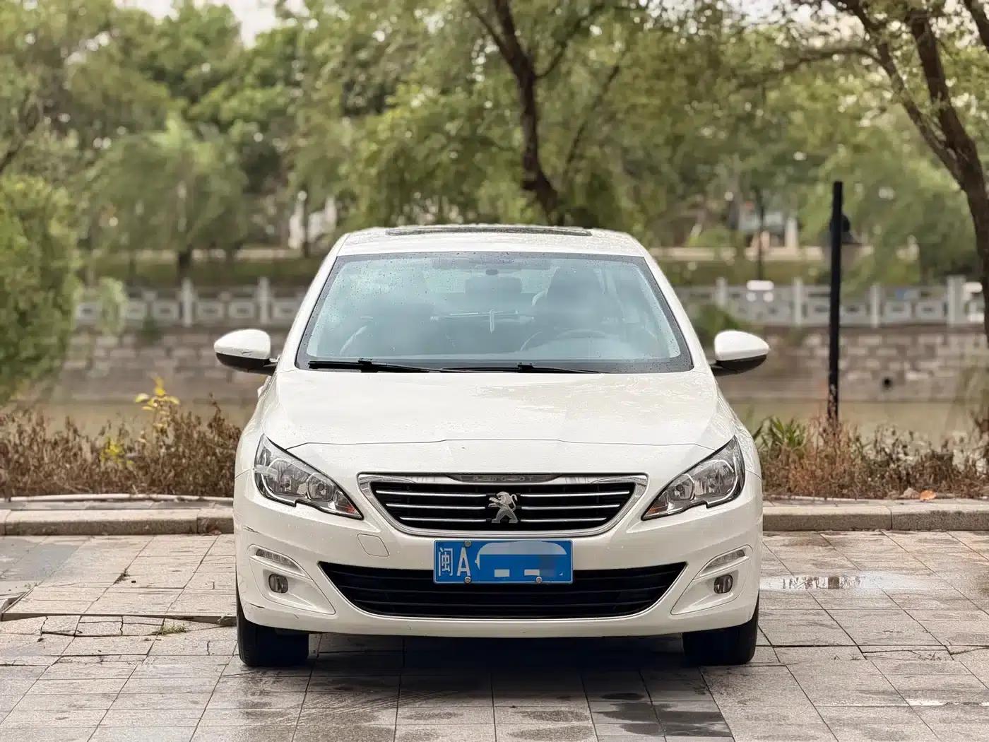 Peugeot 408 2014 1.8L Automatic Luxury Edition — миниатюра 2