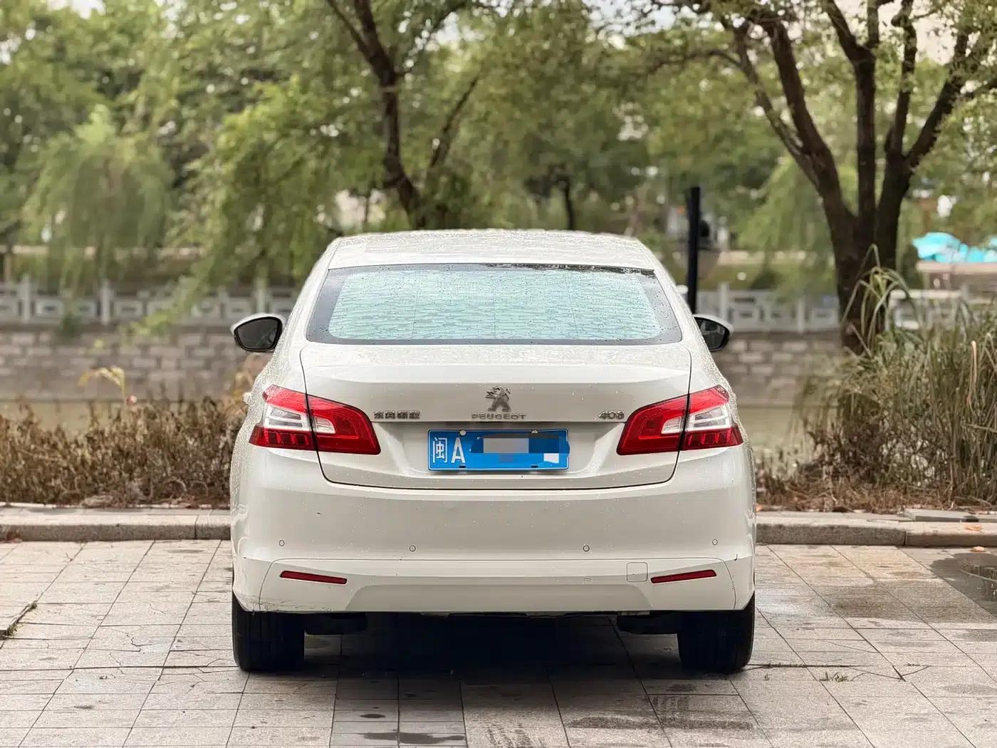 Peugeot 408 2014 1.8L Automatic Luxury Edition — миниатюра 4