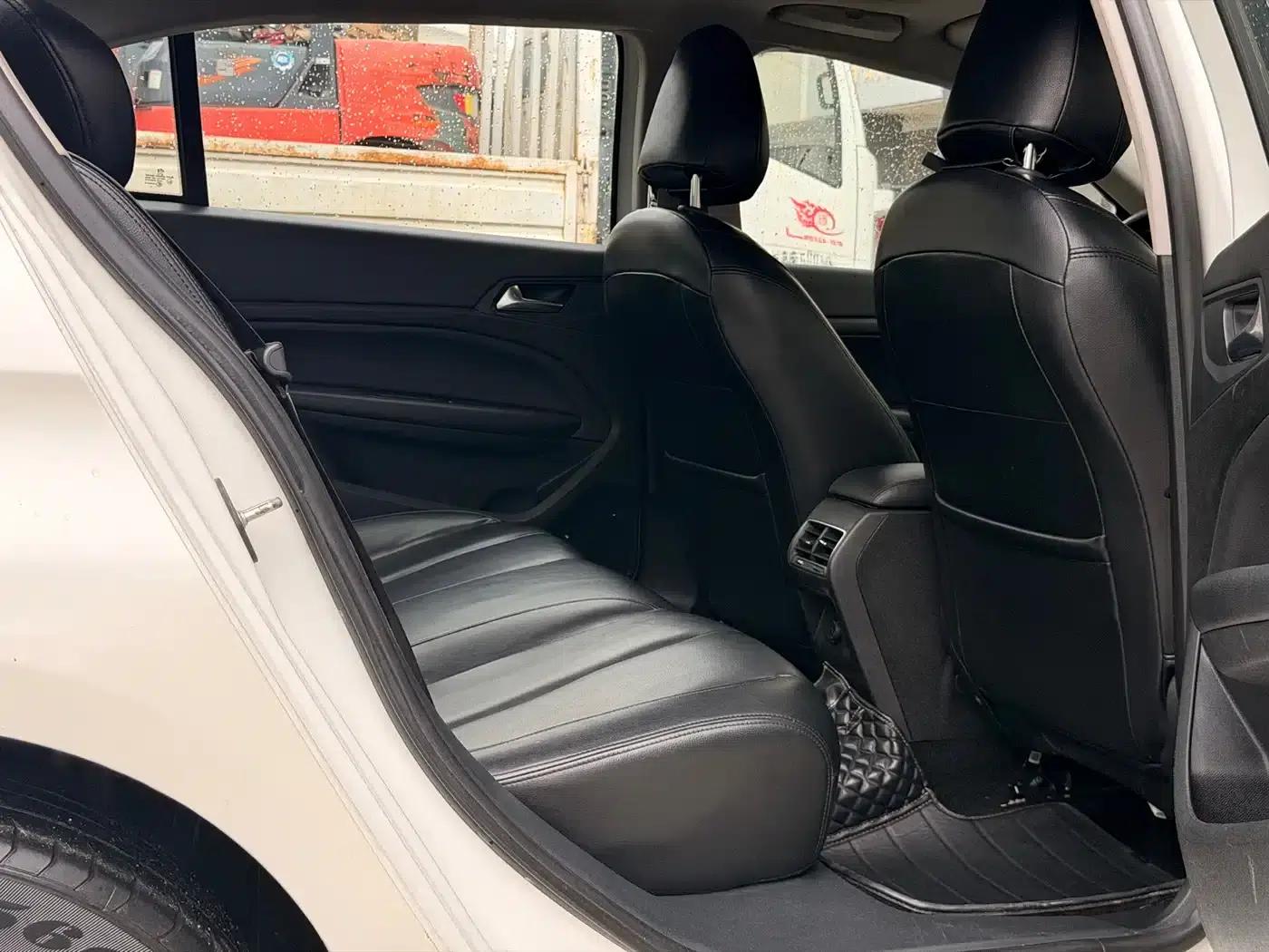 Peugeot 408 2014 1.8L Automatic Luxury Edition — миниатюра 7