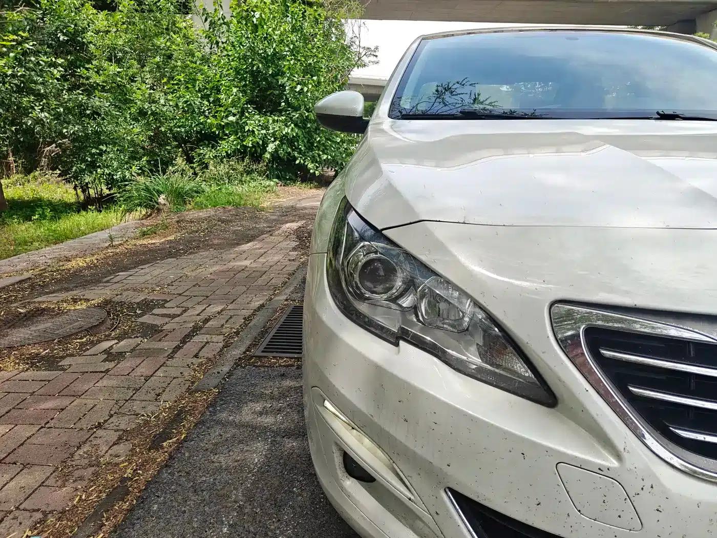 Peugeot 408 2016 1.6T Automatic Luxury Edition — миниатюра 5