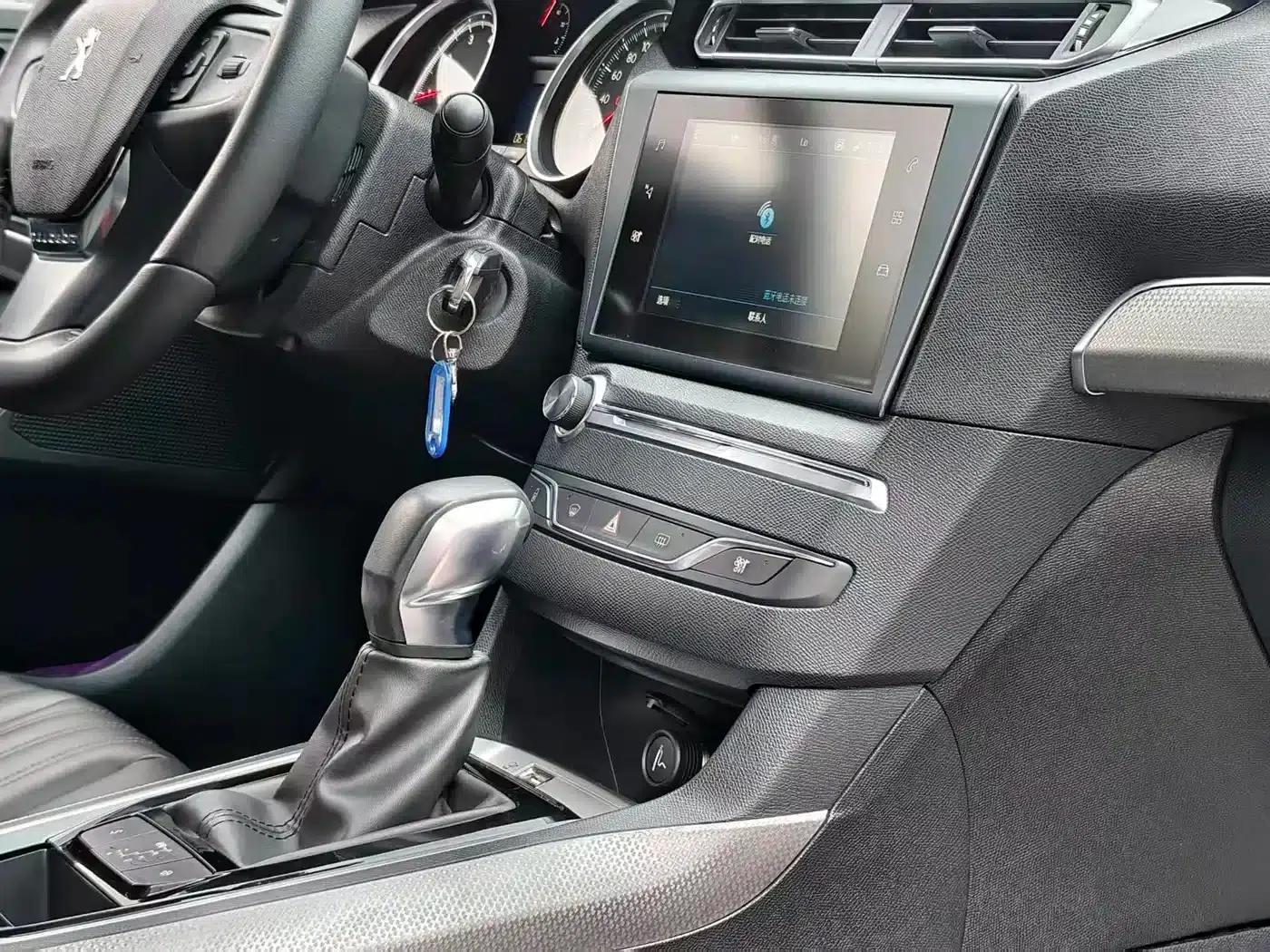 Peugeot 408 2019 360THP Automatic Luxury Edition (China VI Emission Standard) — миниатюра 13