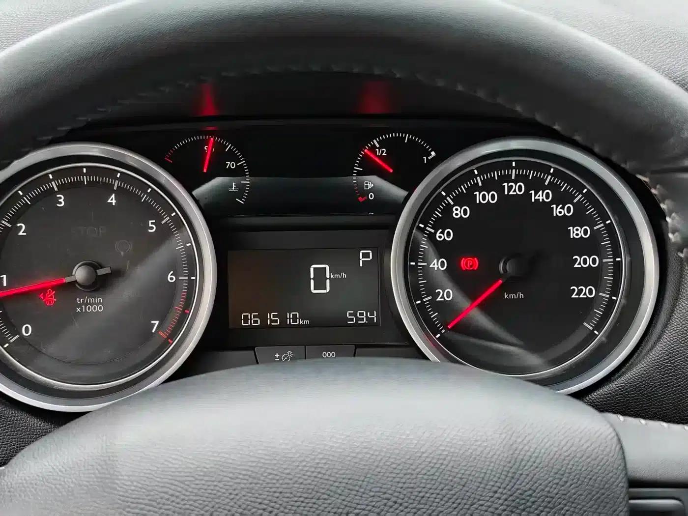 Peugeot 408 2019 360THP Automatic Luxury Edition (China VI Emission Standard) — миниатюра 22