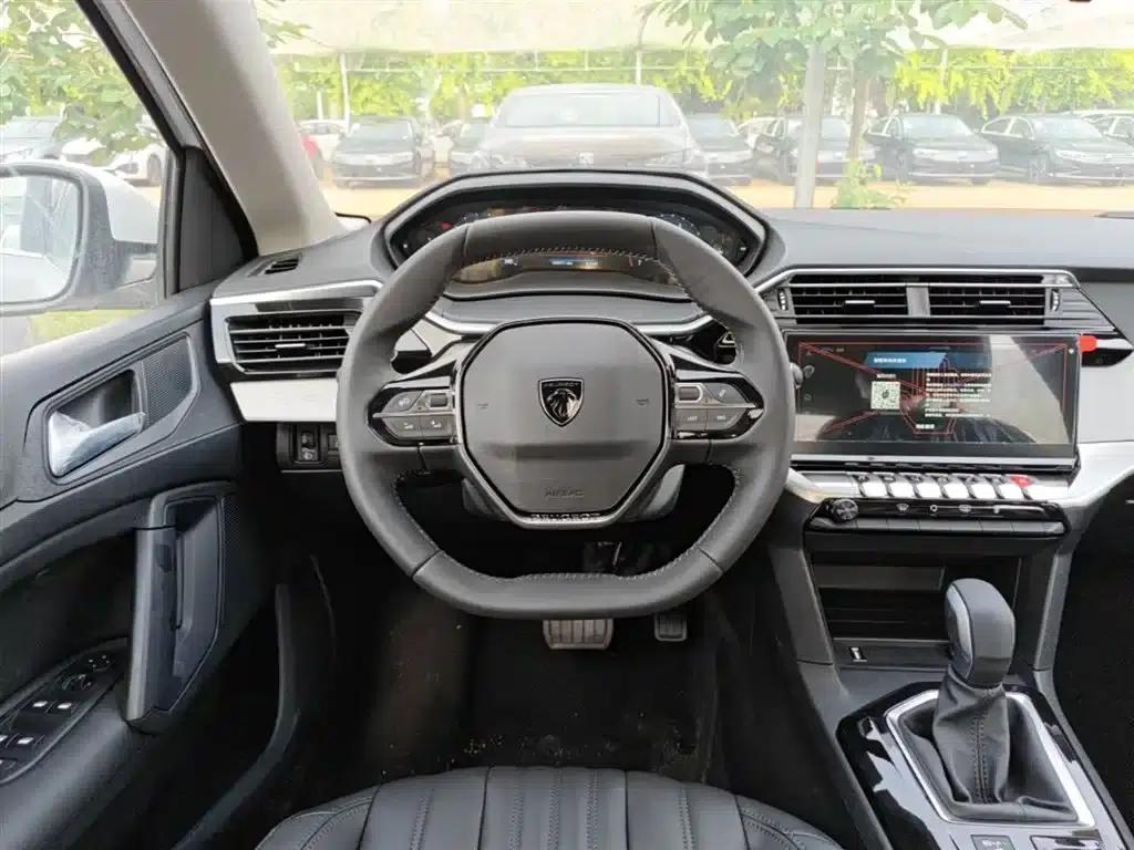 Peugeot 408 2024 360THP Latour Edition — миниатюра 11