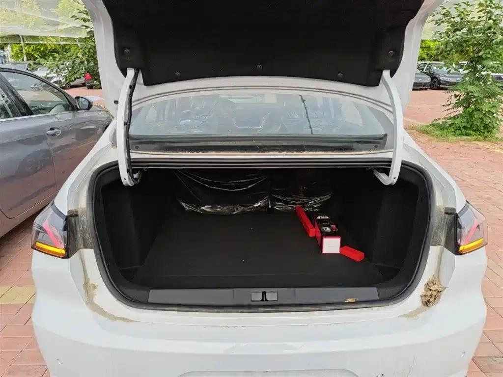 Peugeot 408 2024 360THP Latour Edition — миниатюра 19