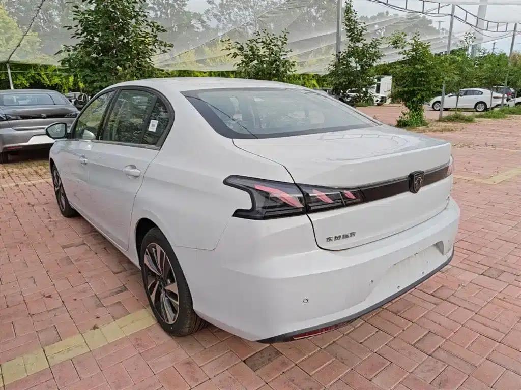 Peugeot 408 2024 360THP Latour Edition — миниатюра 5