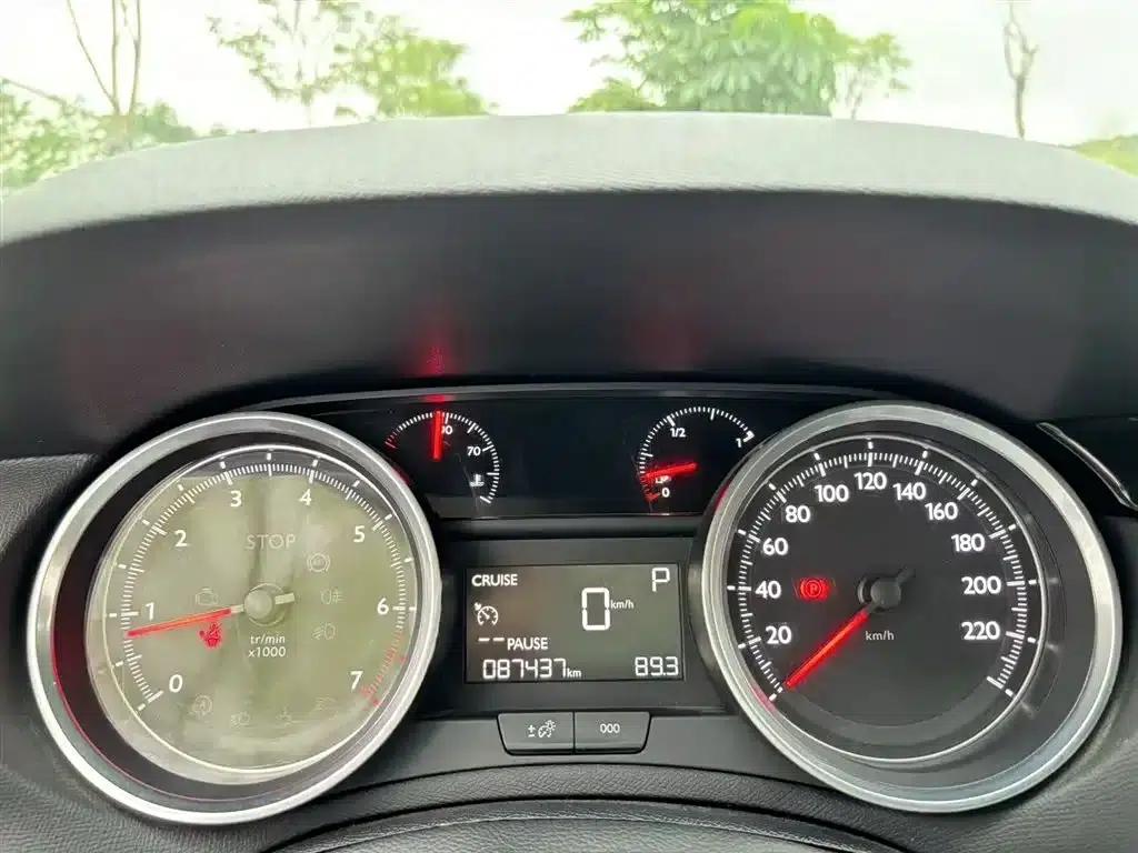 Peugeot 408 2016 1.6T Automatic Luxury Edition — миниатюра 3