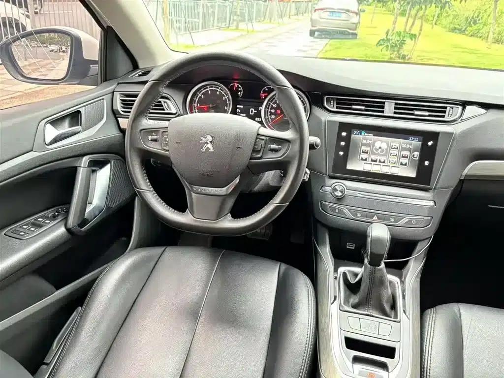 Peugeot 408 2016 1.6T Automatic Luxury Edition — миниатюра 9