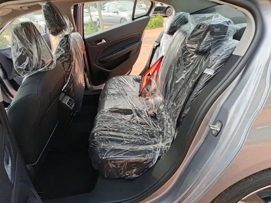 Peugeot 408 2024 360THP Latour Edition — миниатюра 17