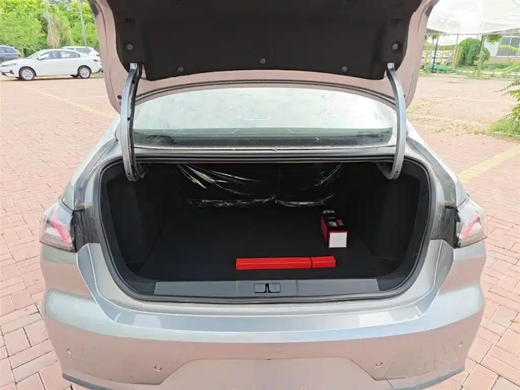 Peugeot 408 2024 360THP Latour Edition — миниатюра 19