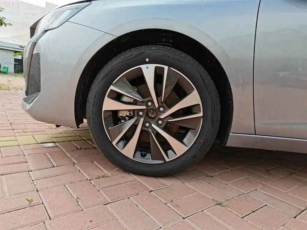 Peugeot 408 2024 360THP Latour Edition — миниатюра 23