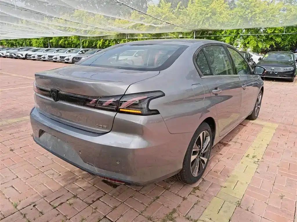Peugeot 408 2024 360THP Latour Edition — миниатюра 7