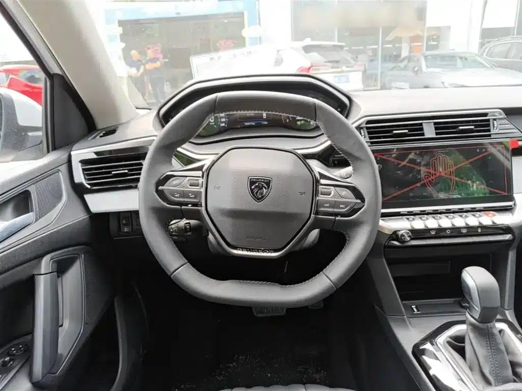 Peugeot 408 2024 360THP Latour Edition — миниатюра 11