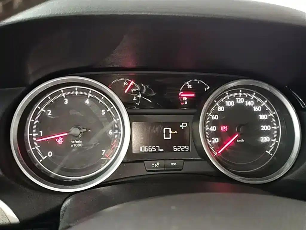 Peugeot 408 2020 360THP 10th Anniversary Edition — миниатюра 12
