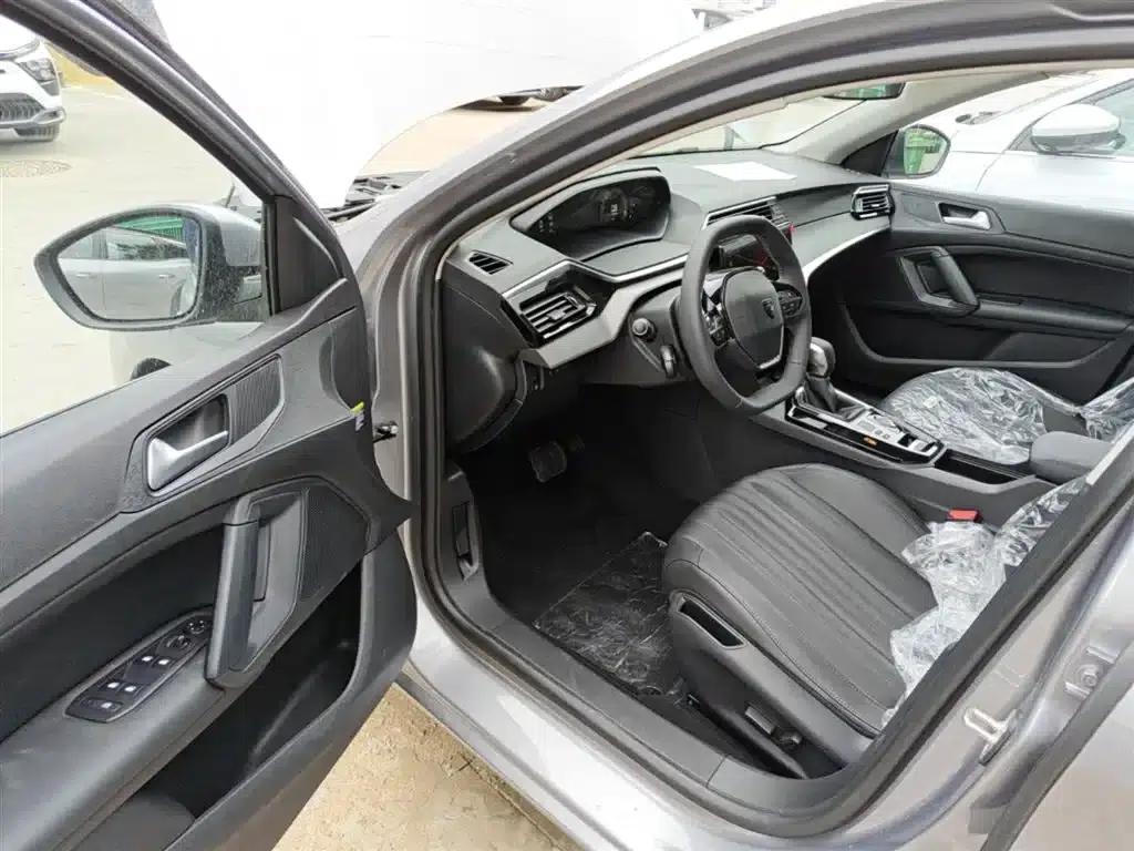 Peugeot 408 2024 360THP Latour Edition — миниатюра 15