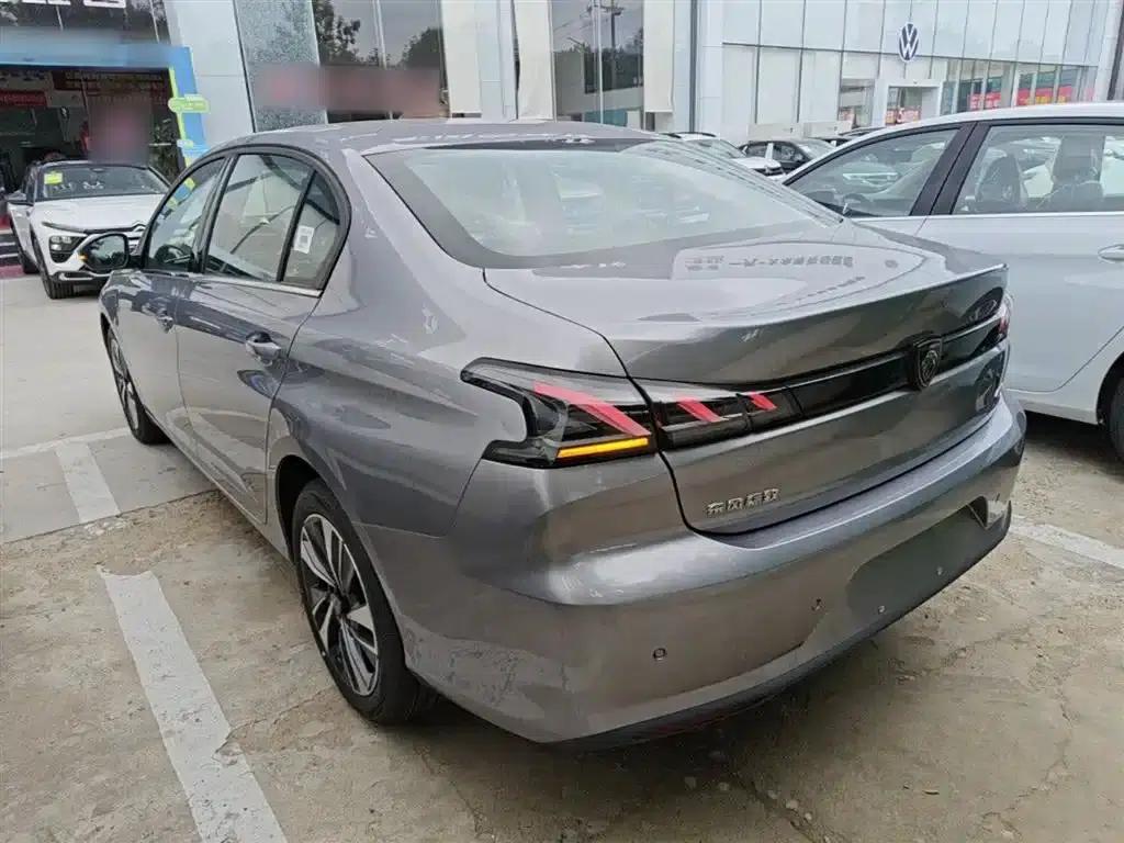 Peugeot 408 2024 360THP Latour Edition — миниатюра 4