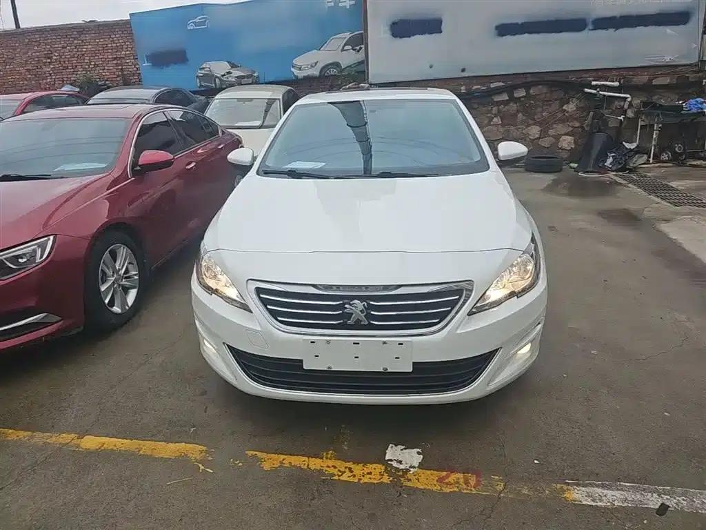 Peugeot 408 2015 1.2T Automatic Luxury Edition — миниатюра 3