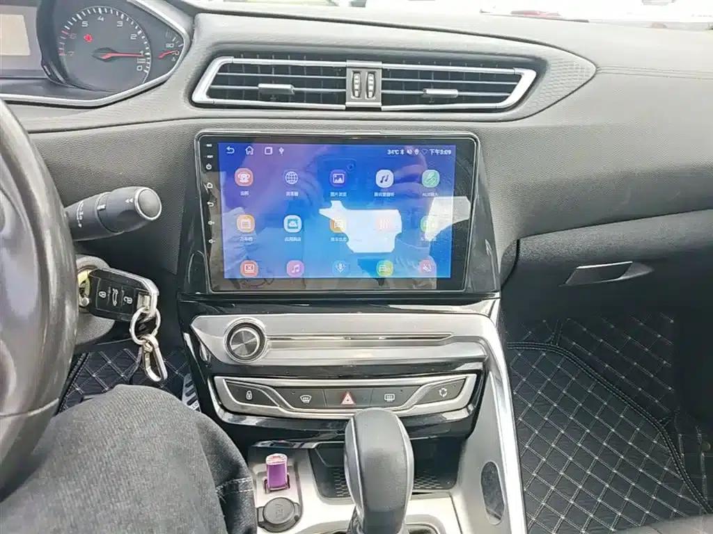 Peugeot 308 2016 230THP Automatic Luxury Edition — миниатюра 13