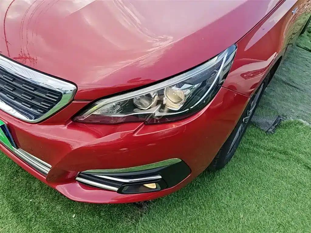 Peugeot 308 2016 230THP Automatic Luxury Edition — миниатюра 24