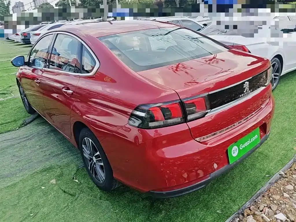 Peugeot 308 2016 230THP Automatic Luxury Edition — миниатюра 5