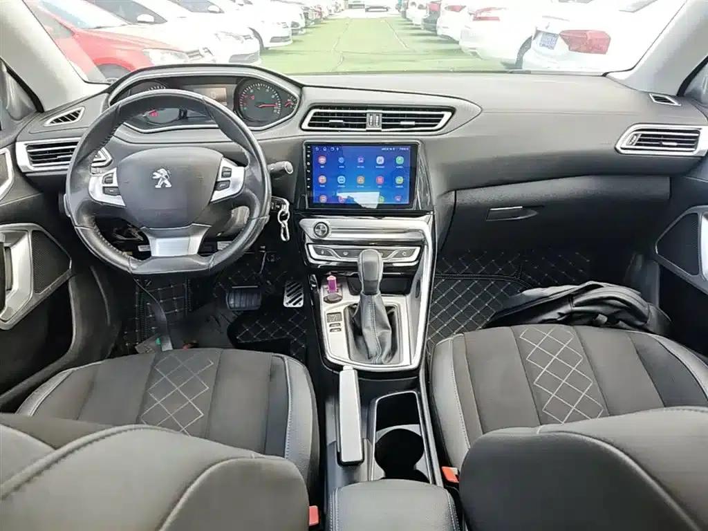 Peugeot 308 2016 230THP Automatic Luxury Edition — миниатюра 10