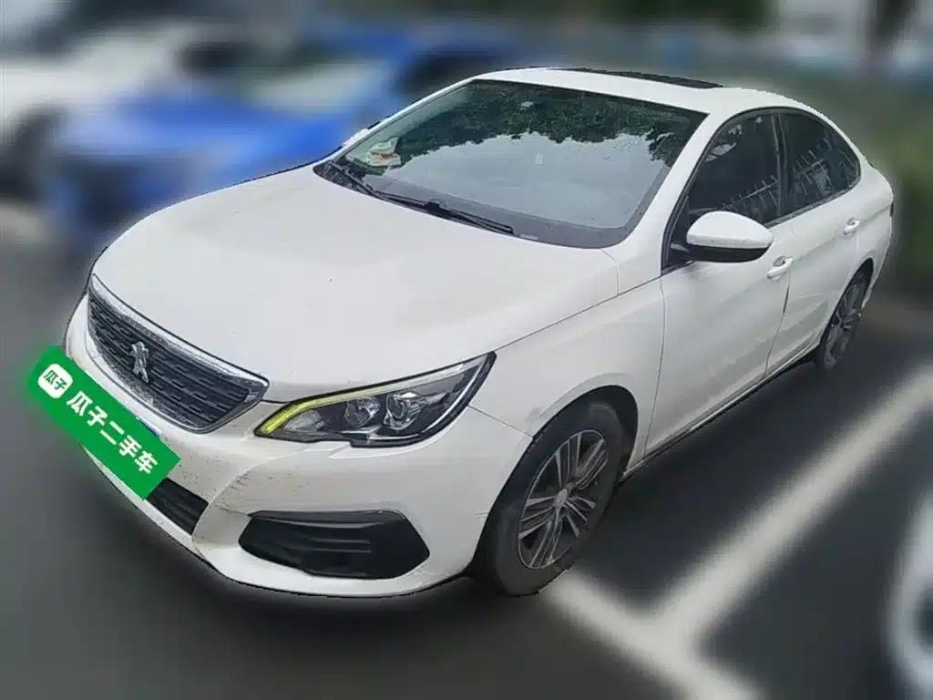 Peugeot 308 2018 1.6L Automatic Luxury Edition — миниатюра 1