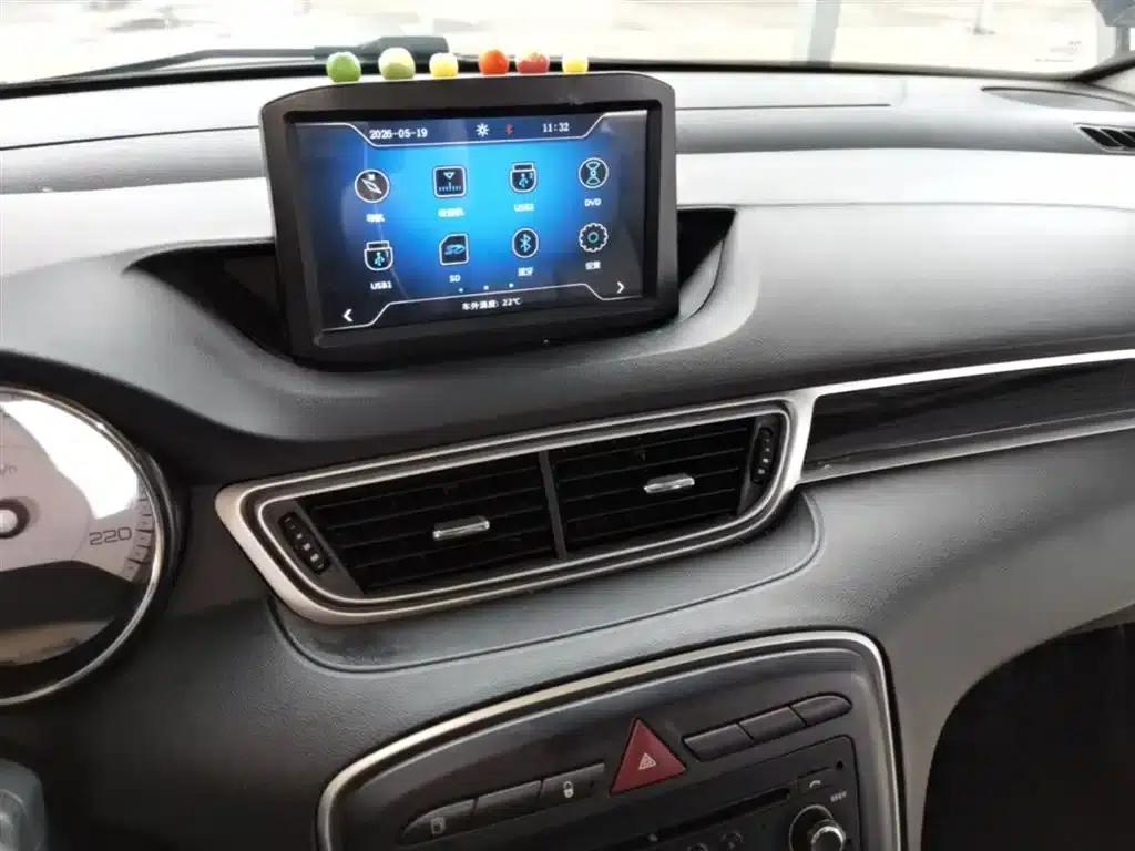 Peugeot 308 2014 Enjoy Edition Classic 1.6L Automatic Premium Model — миниатюра 20