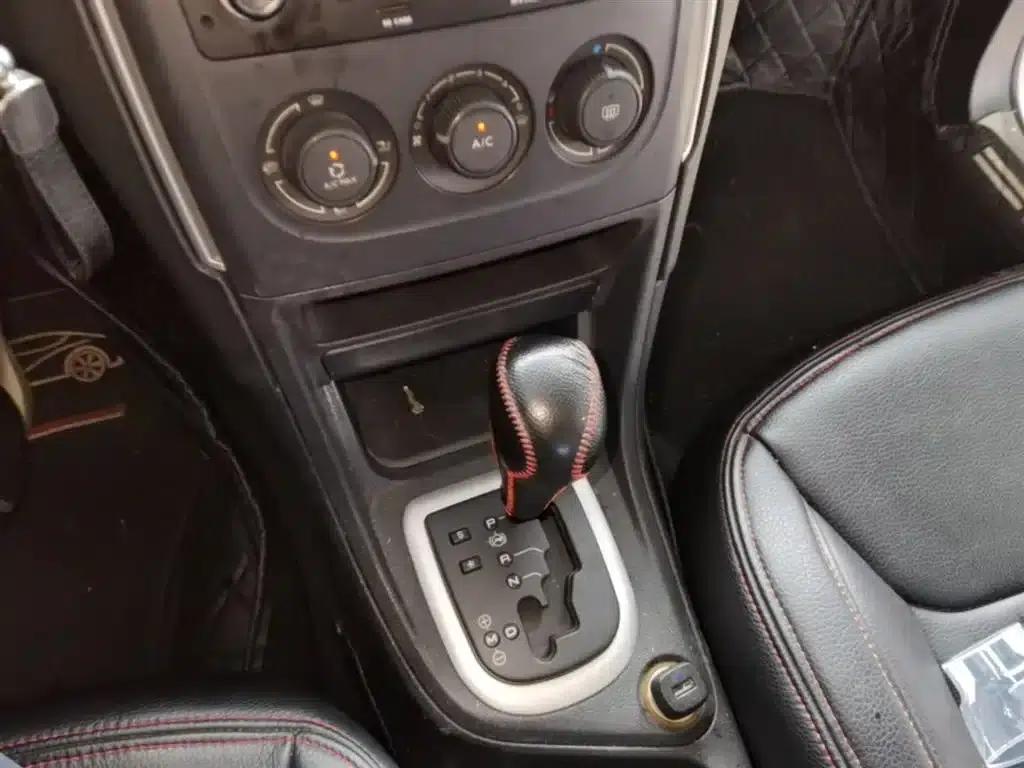 Peugeot 308 2014 Enjoy Edition Classic 1.6L Automatic Premium Model — миниатюра 21