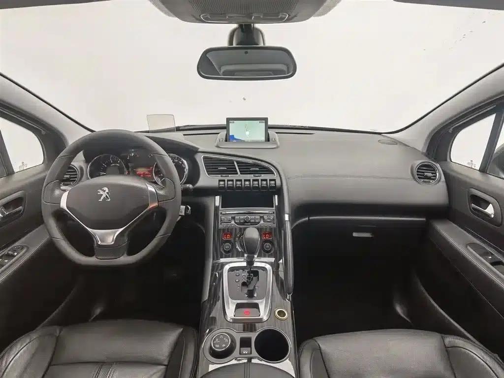 Peugeot 3008 2013 1.6THP Automatic Premium Edition — миниатюра 5