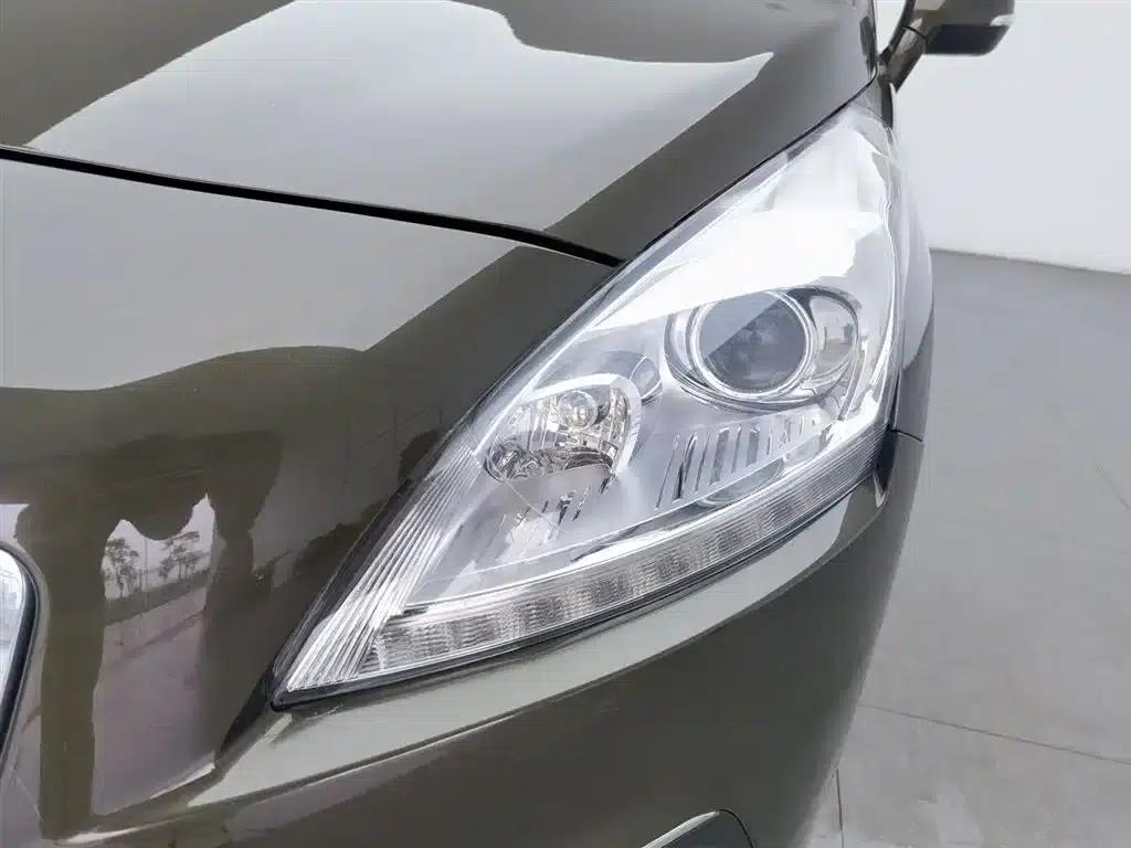 Peugeot 3008 2013 1.6THP Automatic Premium Edition — миниатюра 7