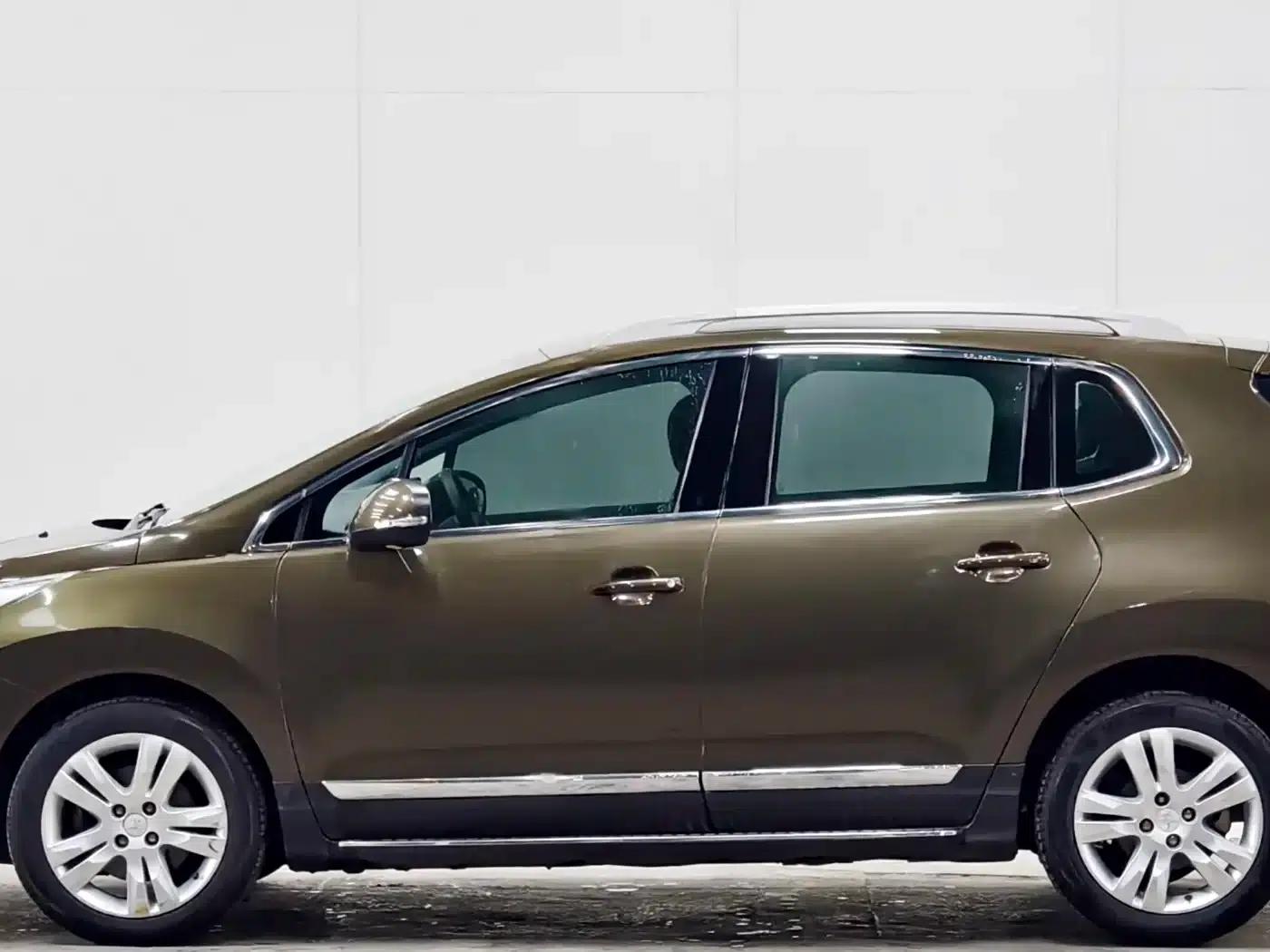 Peugeot 3008 2013 1.6THP Automatic Premium Edition — миниатюра 7