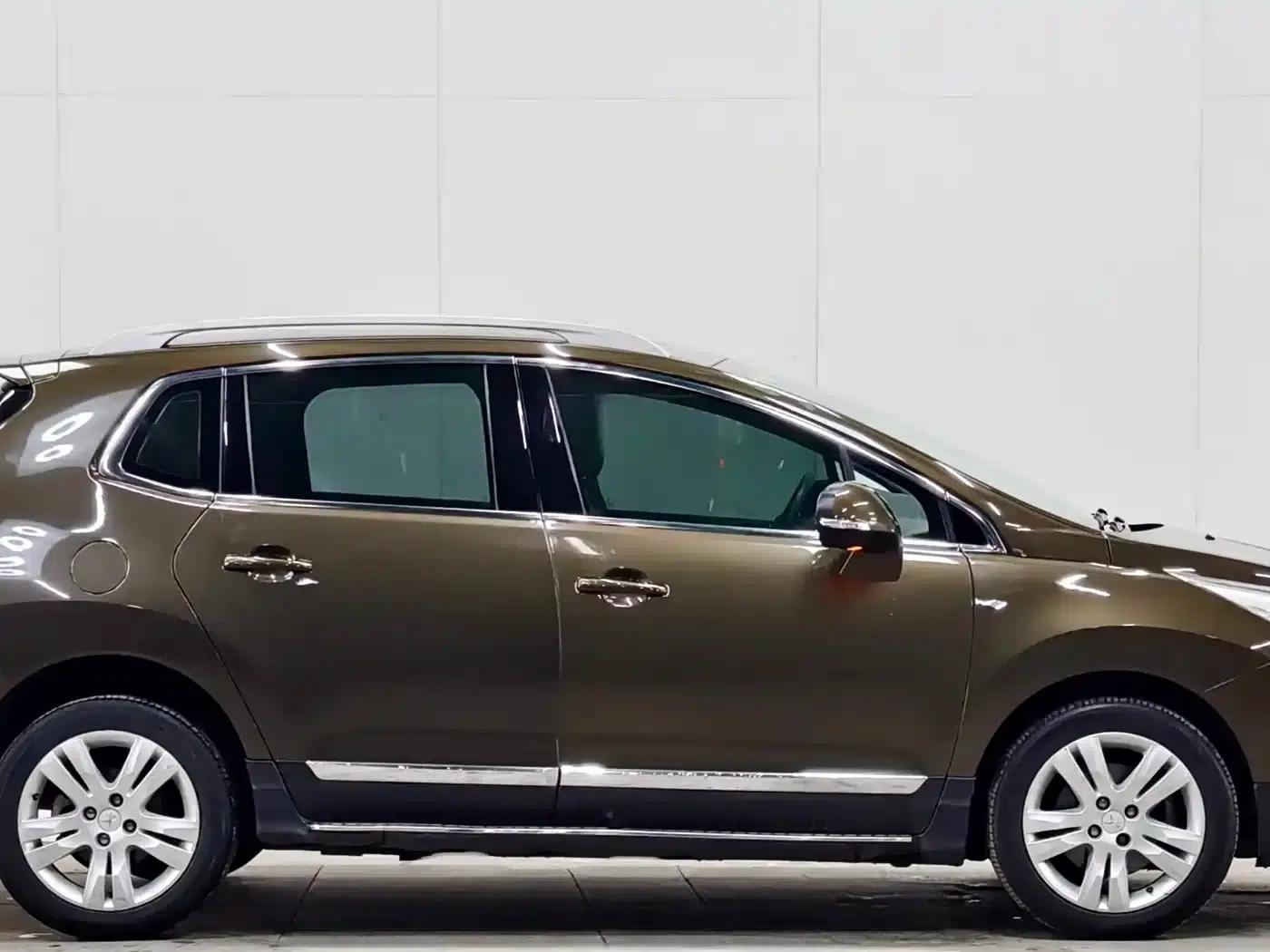 Peugeot 3008 2013 1.6THP Automatic Premium Edition — миниатюра 8
