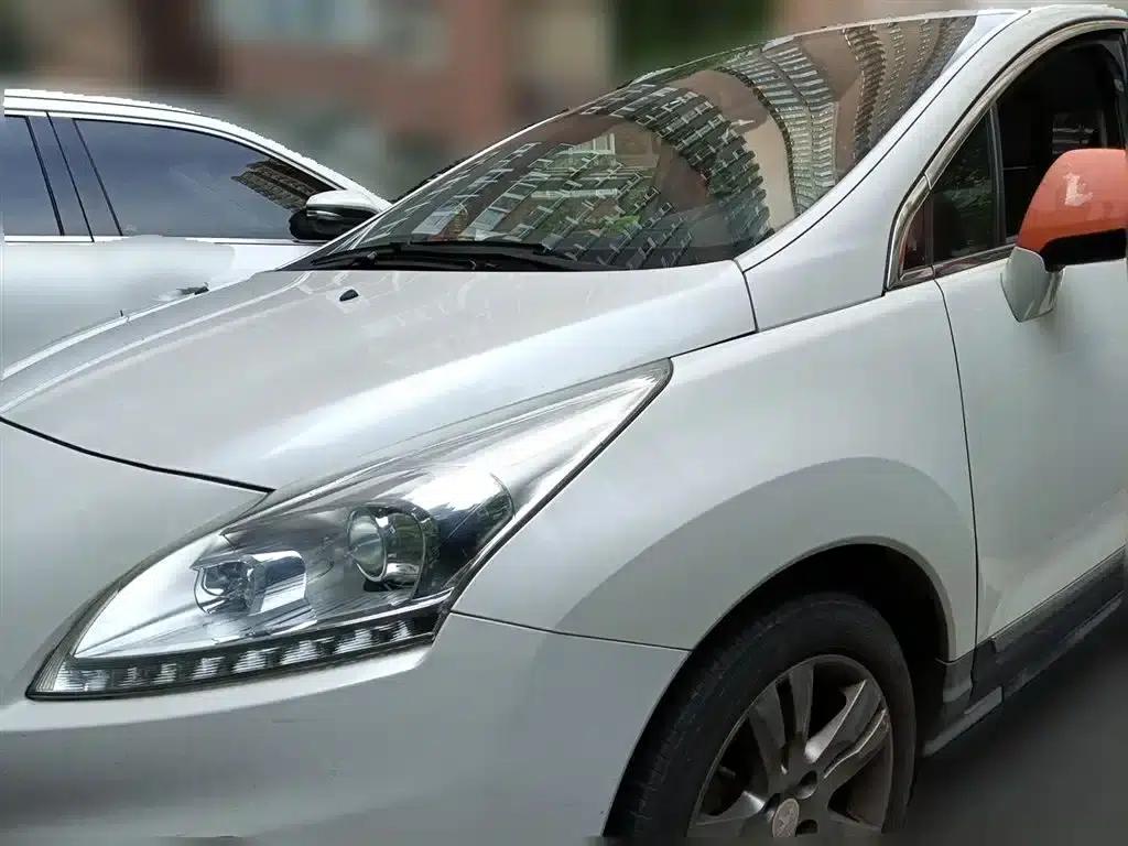 Peugeot 3008 2015 1.6THP Automatic Premium Edition — миниатюра 2