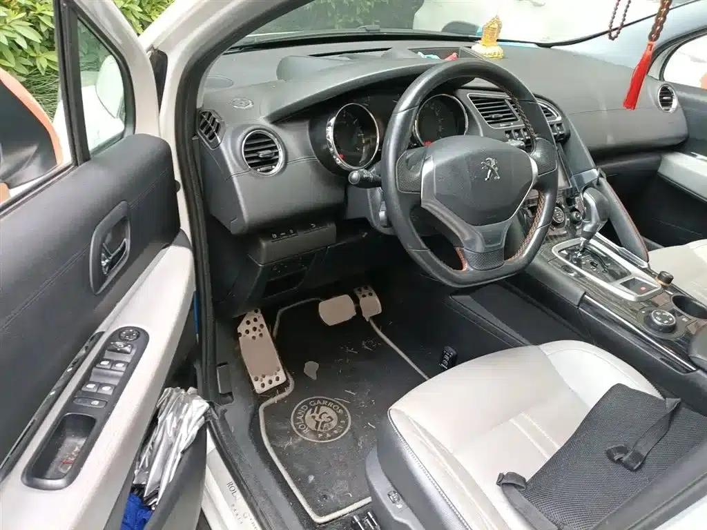 Peugeot 3008 2015 1.6THP Automatic Premium Edition — миниатюра 14