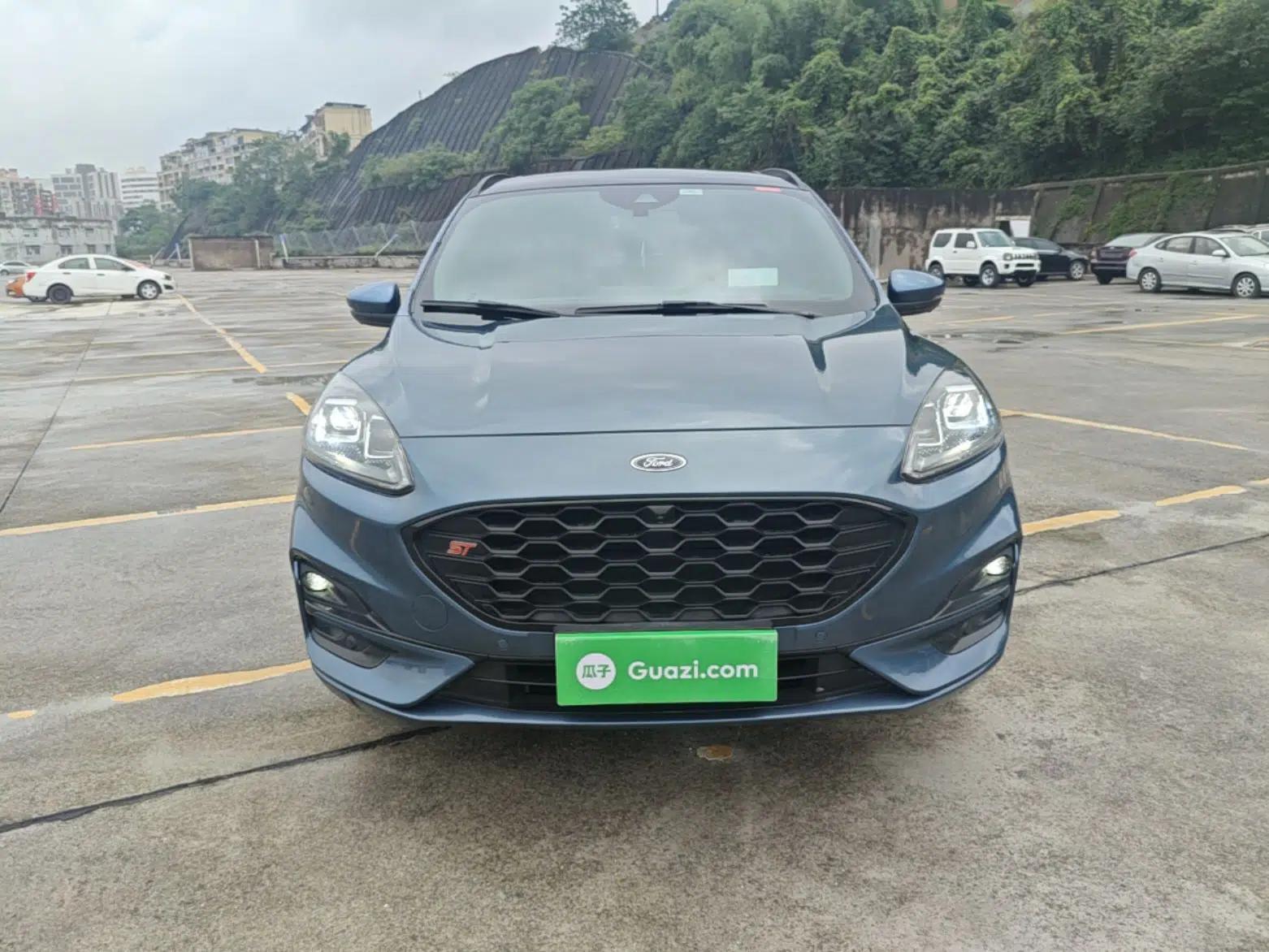 Ford Escape 2020 EcoBoost 245 Four-Wheel Drive ST-LINE Deluxe Edition — миниатюра 2