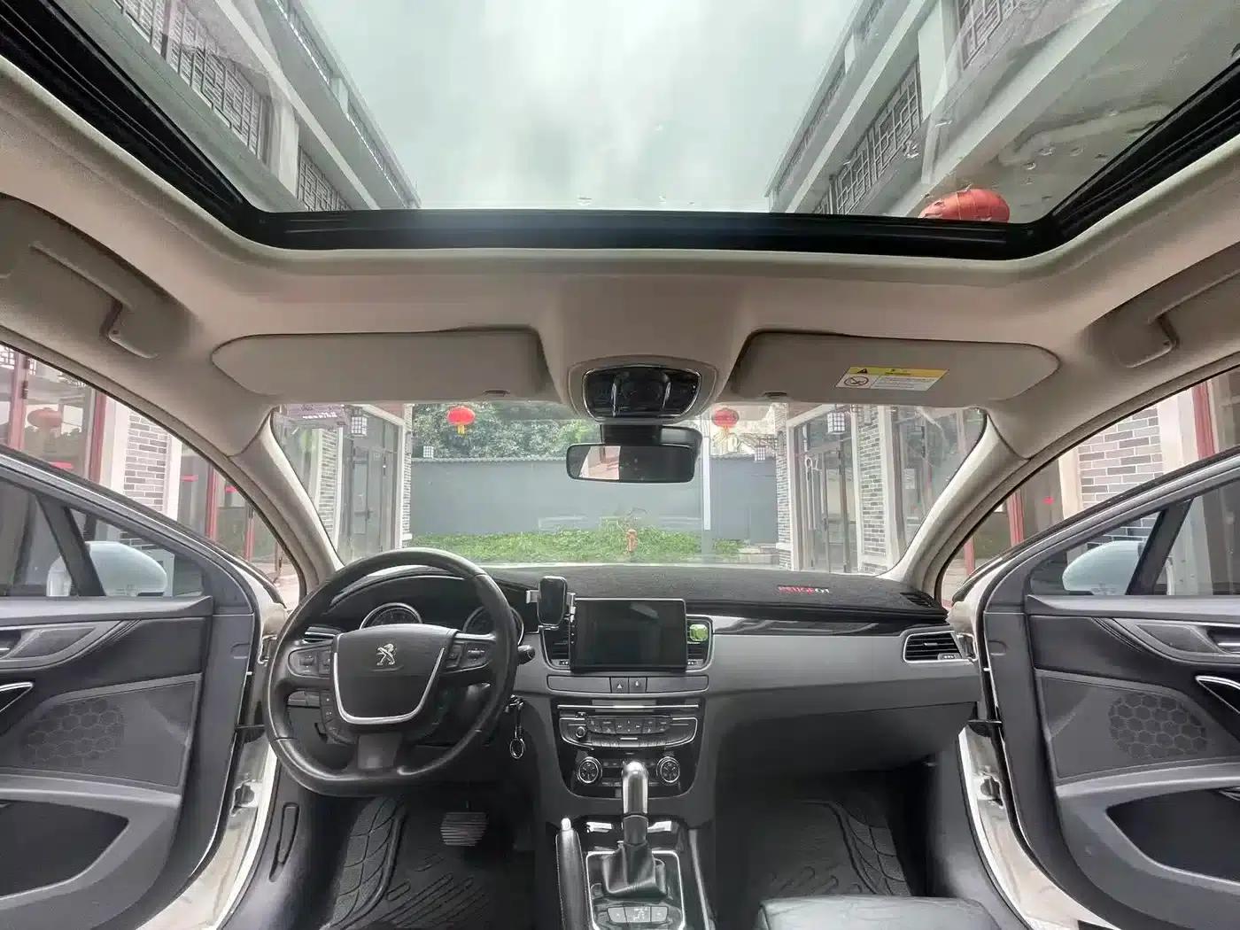 Peugeot 508 2011 2.3L Automatic Luxury Edition — миниатюра 11