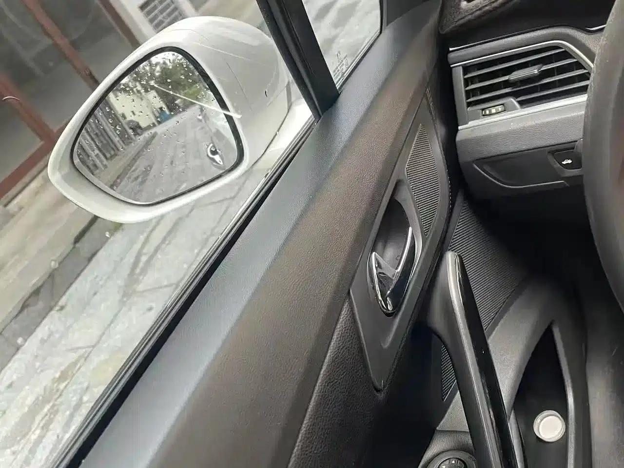 Peugeot 508 2011 2.3L Automatic Luxury Edition — миниатюра 12